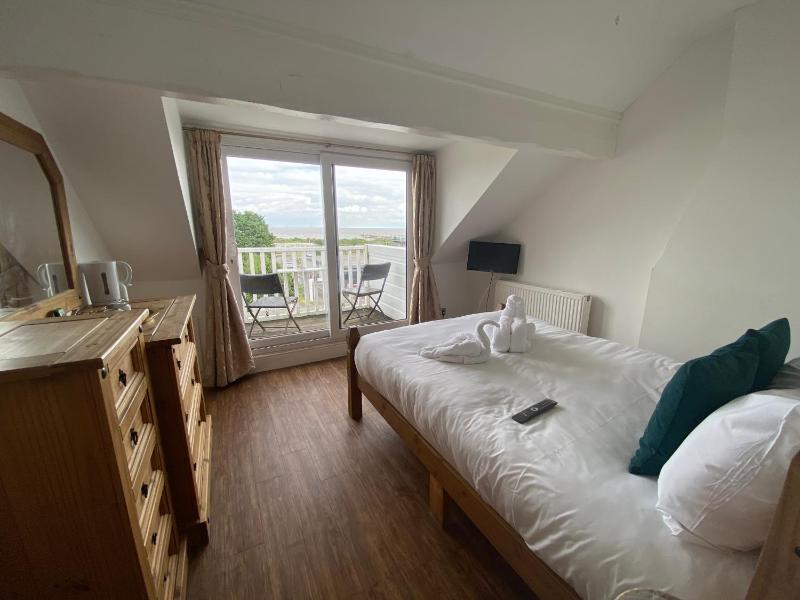 The Grand Hotel - image 14