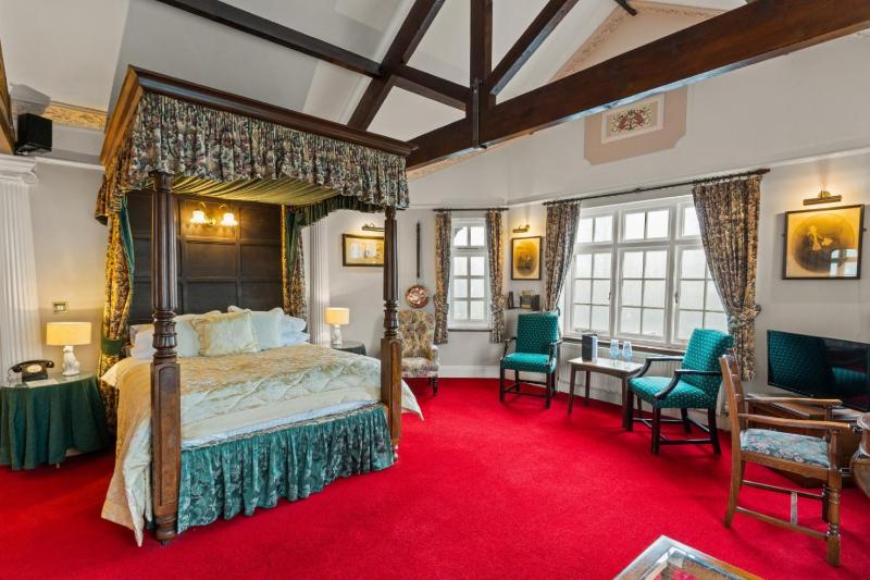 Premier Room image 4