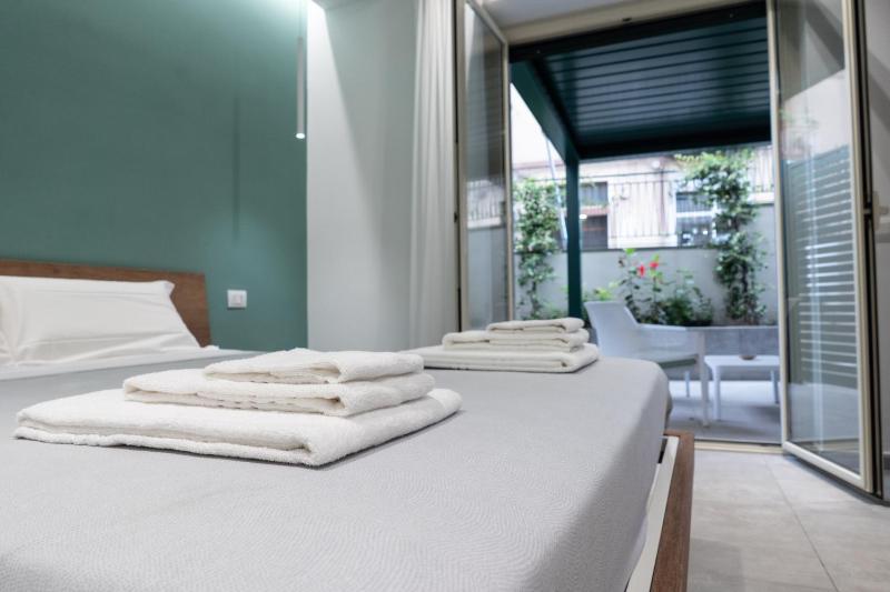 CATANIA E DINTORNI LIVING ROOMS - image 34