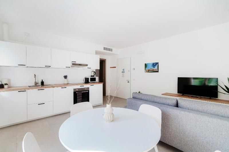 Lario Suite Apartments by Quokka 360 - Close to Como Downtown - image 8