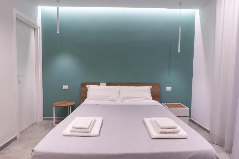 CATANIA E DINTORNI LIVING ROOMS - image 31