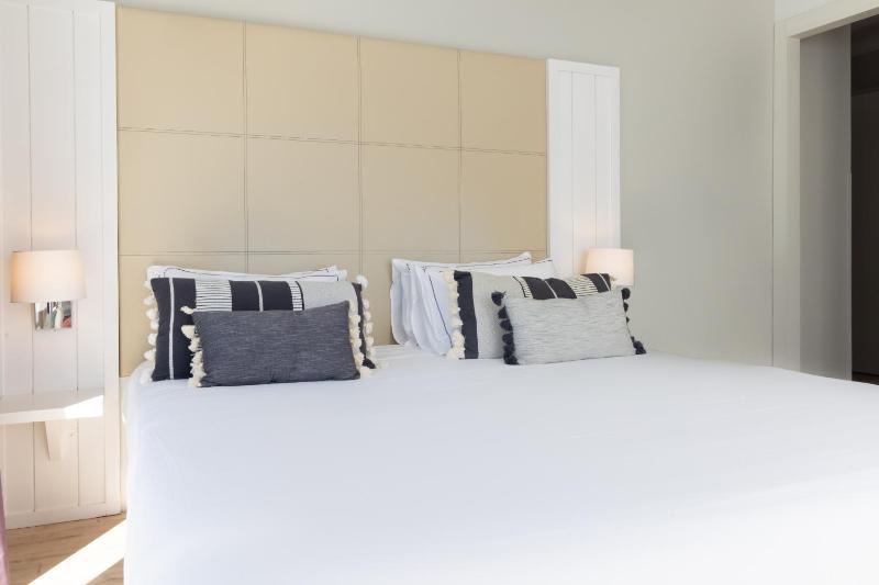 Double Room with Sea View and balcony and Spa Access image 4