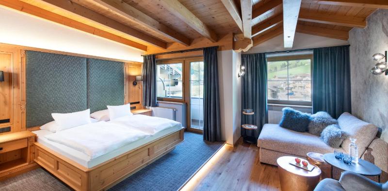 Double Room with Mountain View image 1