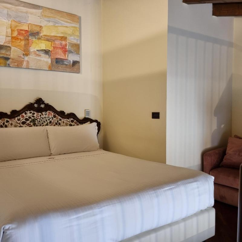 Business Apartment image 4