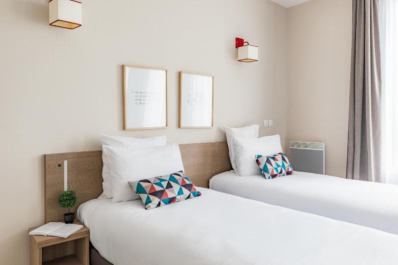 Superior Apartment image 1