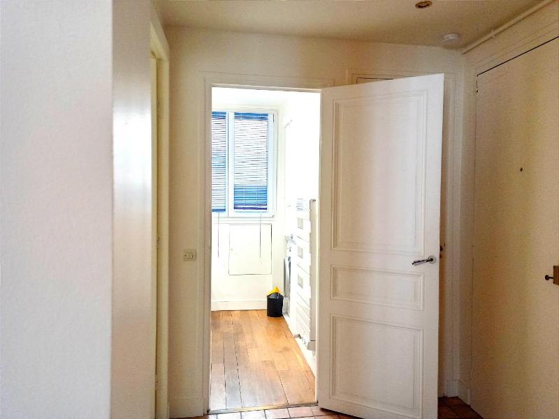 Stay in central Paris near Arc de Triomphe - image 3