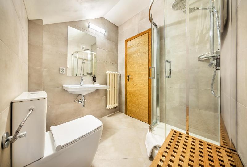 Deluxe Double Room with Terrace image 4