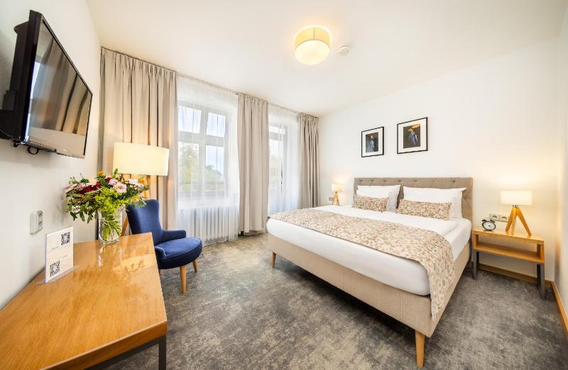 Superior Double Room image 1