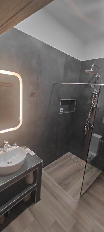 Deluxe Center Apartment - Preveza - image 12