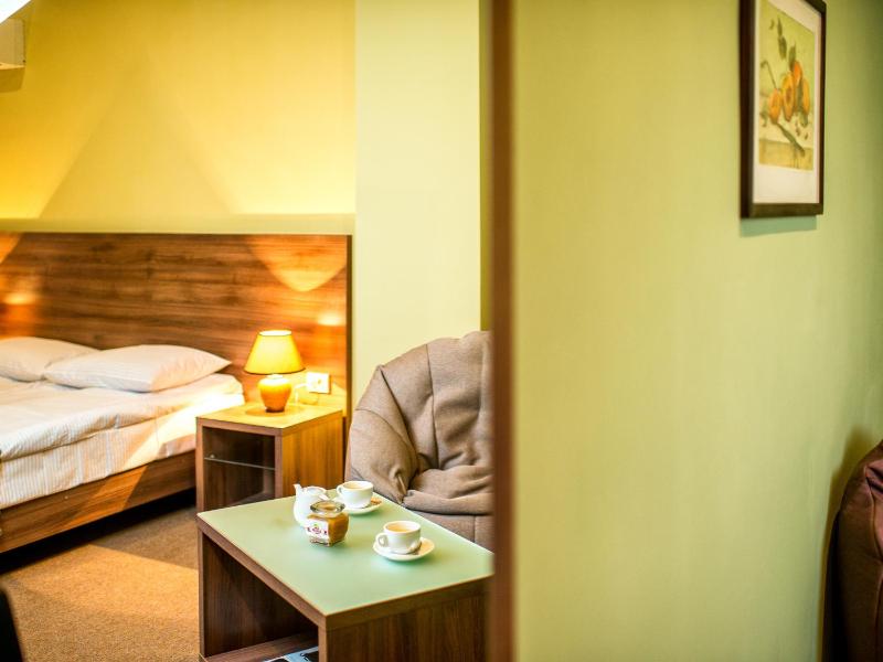 Comfort Double or Twin Room image 4