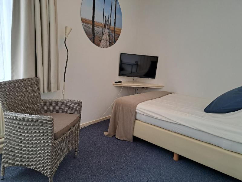 Single Room image 1
