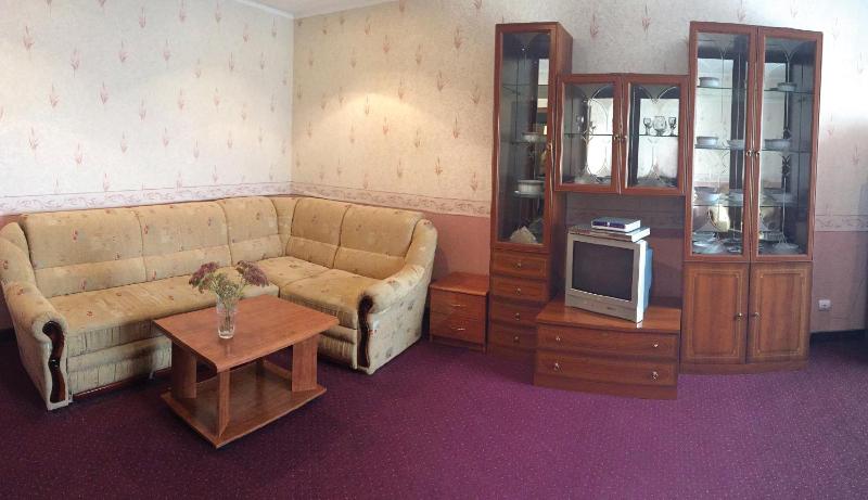 One-Bedroom Suite image 1