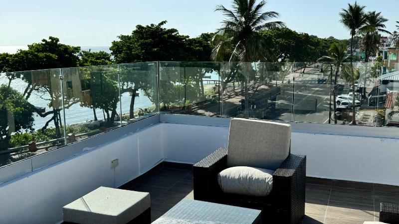 Apartament central frente al mar - image 27
