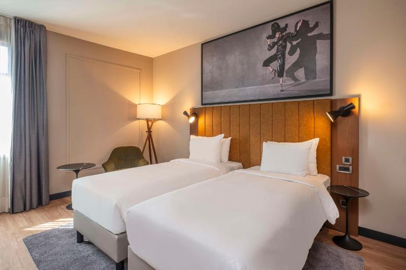 Standard Room image 1