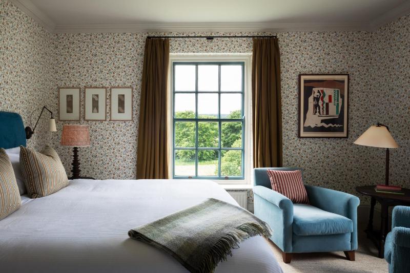 Superior Double Room image 1