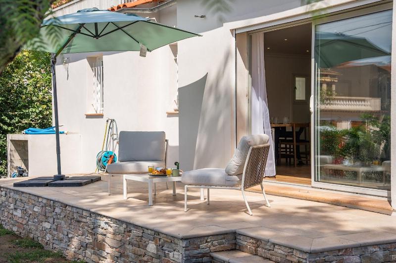 Pretty house with pool in Cagnes-sur-Mer - image 9