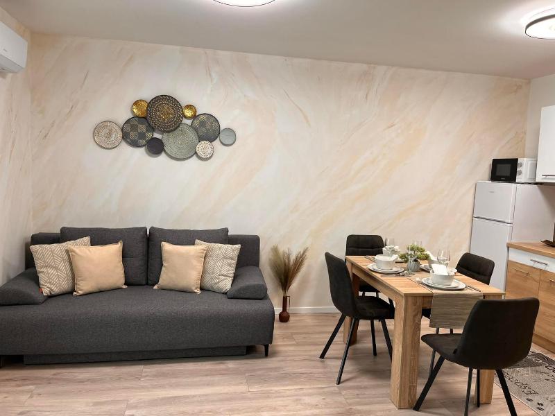 Gréta Lux Apartman - image 15