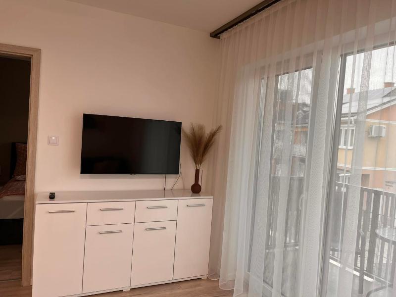 Gréta Lux Apartman - image 7