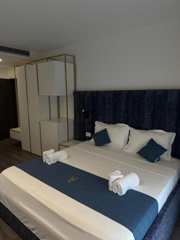 Quadruple Room with Sea View image 1