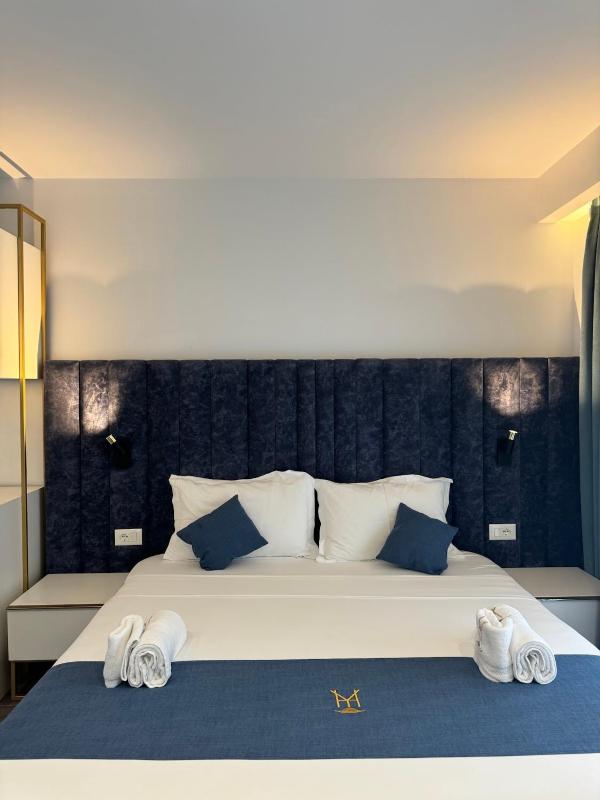 Quadruple Room with Sea View image 4