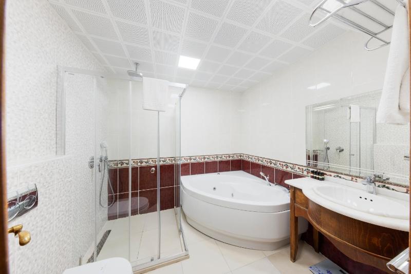 Presidential Suite image 2