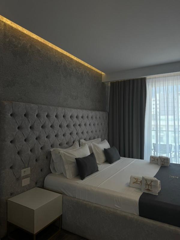 Superior Suite with Sea View image 2