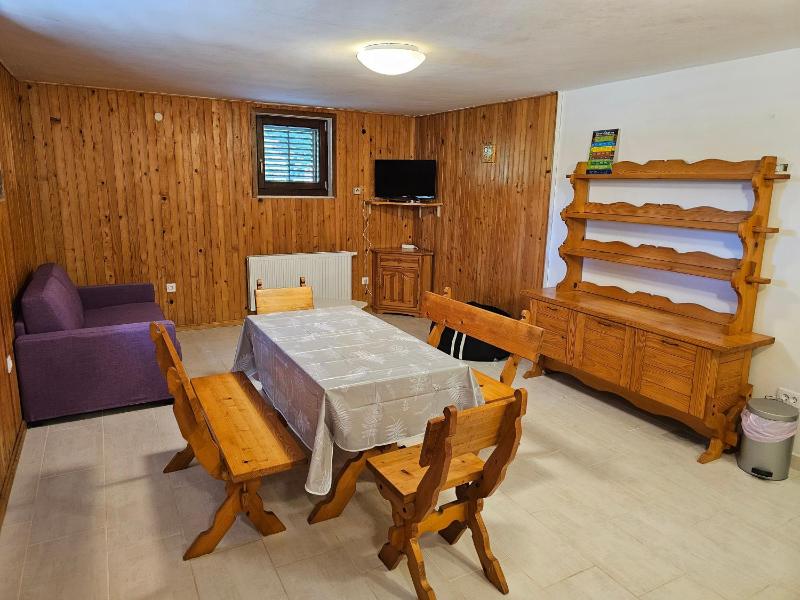 Two-Bedroom Apartment image 3