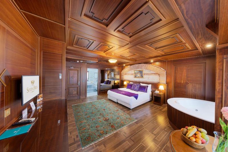 King Suite with Hagia Sophia View image 2