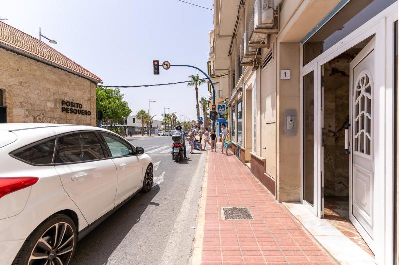 rentafive - Centro - A/A - 1min playa - image 21