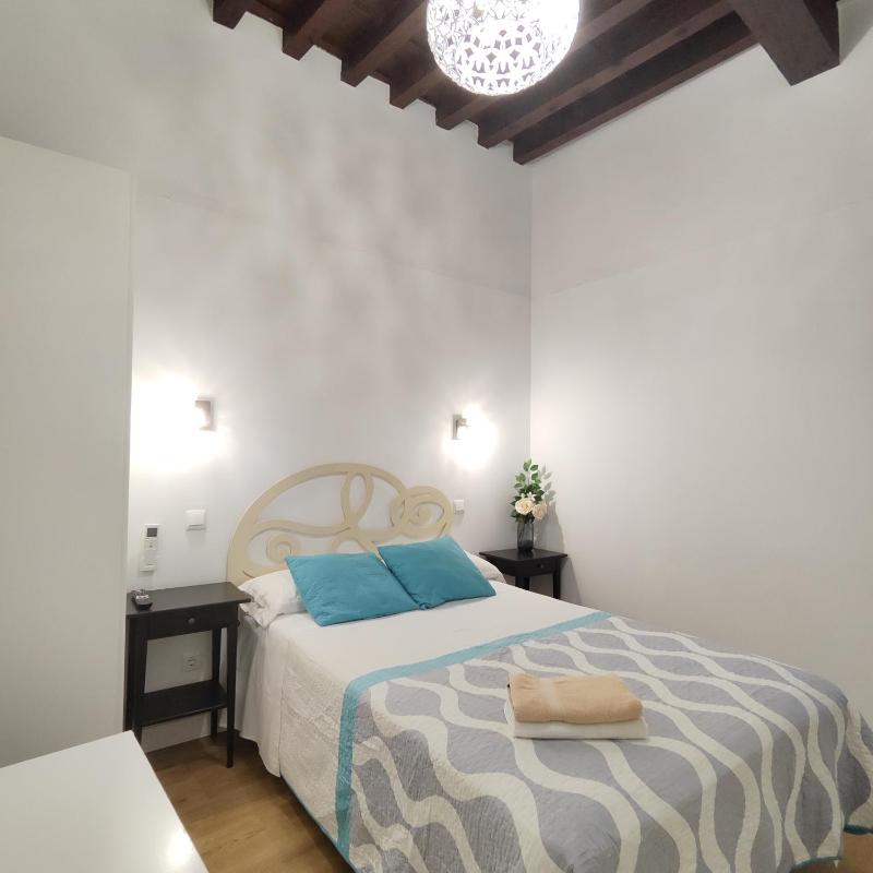 Apartamento Tres Culturas - image 12