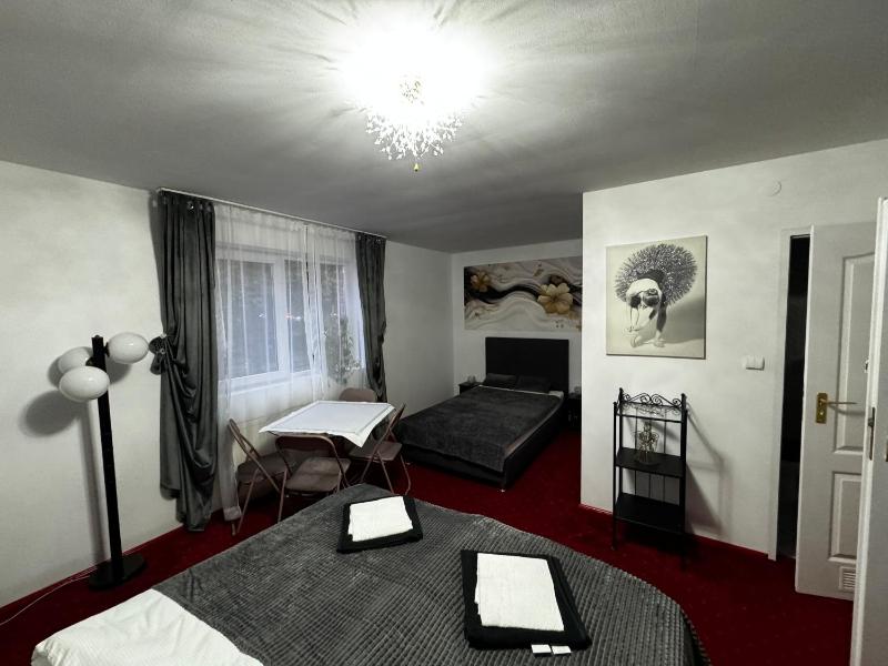 DW Butik Hotel w centrum 300m od morza - image 18