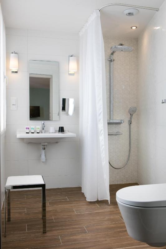 Comfort Triple Room image 2