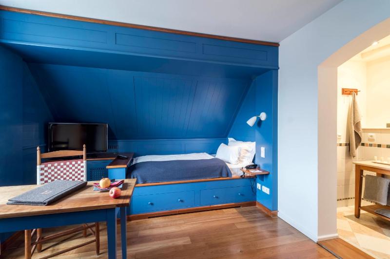 Single Room image 2