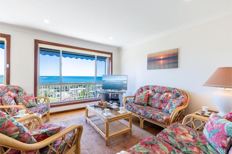 10 Garuwa Street - Fabulous Fingal Bay water views - image 8