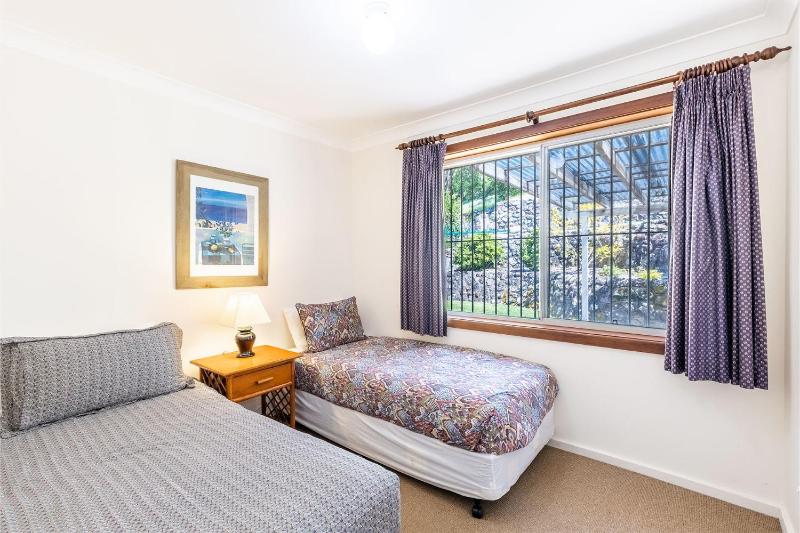 10 Garuwa Street - Fabulous Fingal Bay water views - image 10