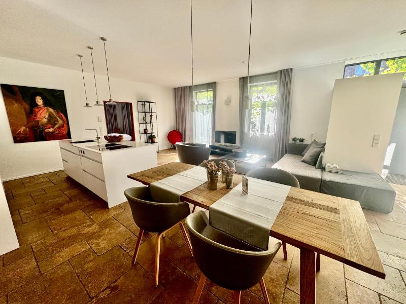 Apartment with Terrace image 4