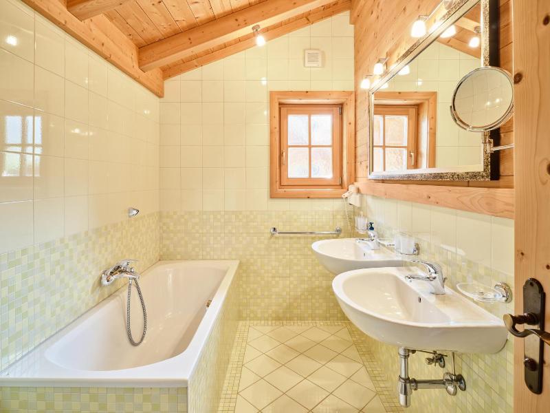 Superior Chalet image 1