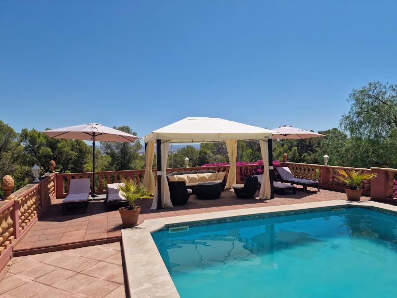 Villa with Sea View image 2