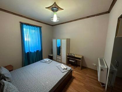 Budget Double Room image 3