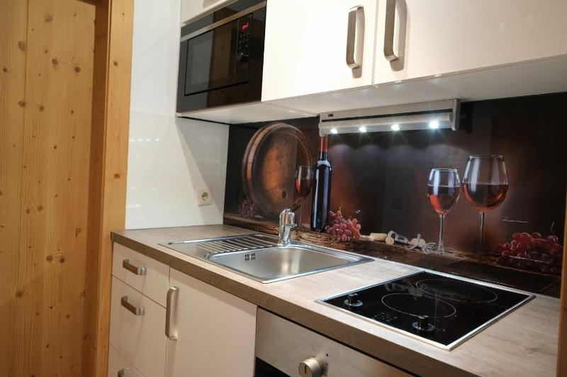 Apartment with Mountain View image 2