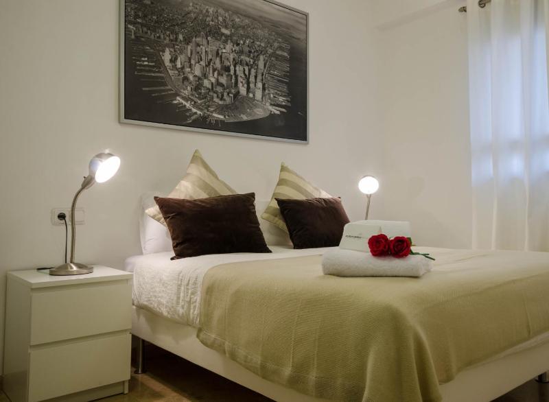 Two-Room Apartment image 4