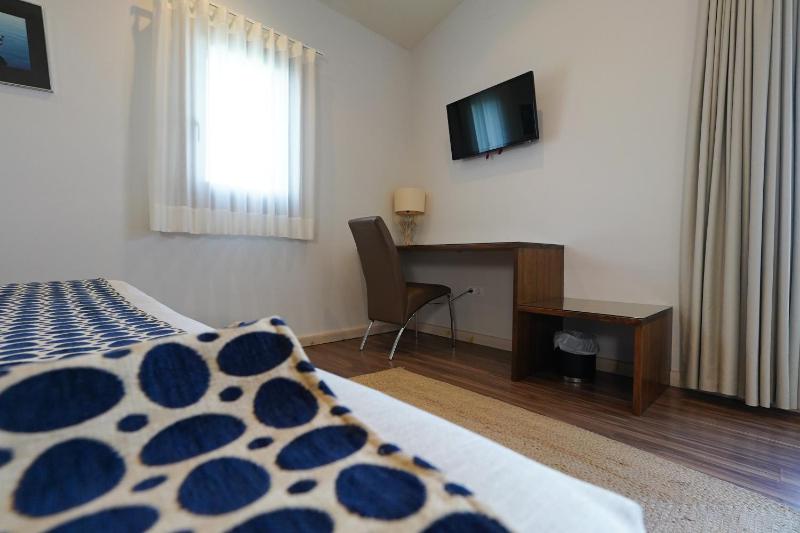 Suite with Balcony image 3
