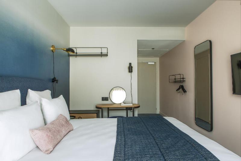 Superior Double or Twin Room image 1