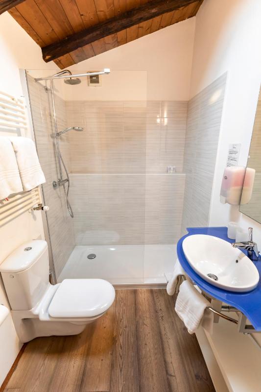 Junior Suite with Terrace image 3