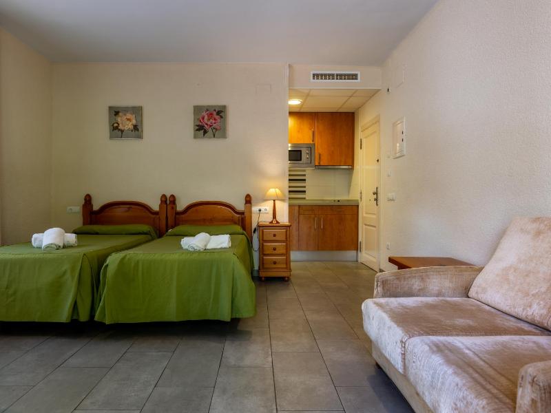 Apartamentos Sunway San Jorge - image 2