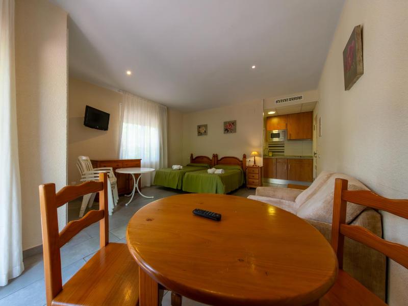 Apartamentos Sunway San Jorge - image 24