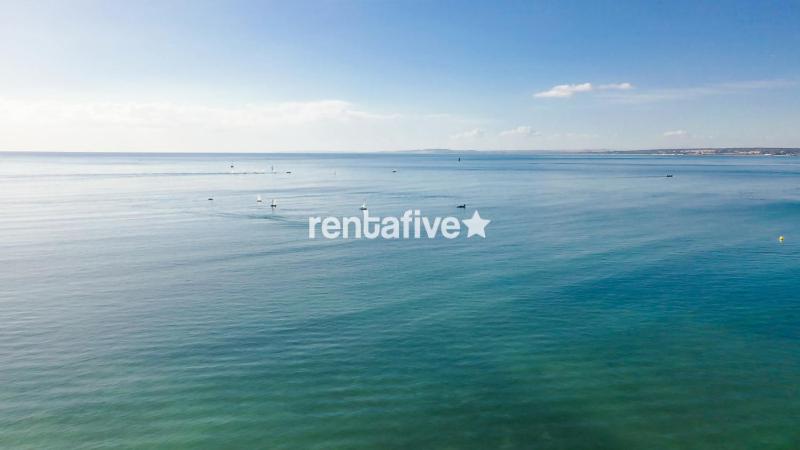 rentafive - Centro - A/A - 1min playa - image 17