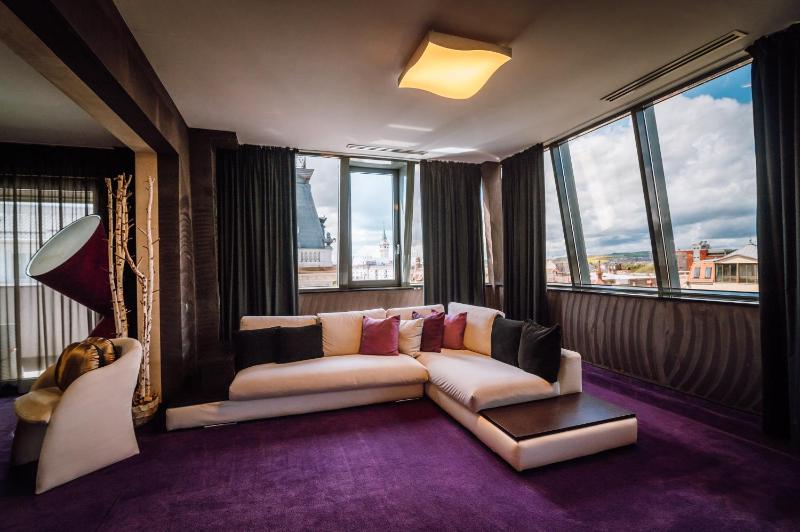 Penthouse Suite image 2