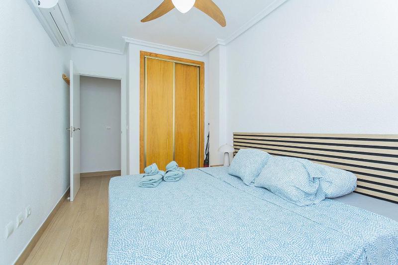 064 New Modern Mood - Alicante Holiday - image 23