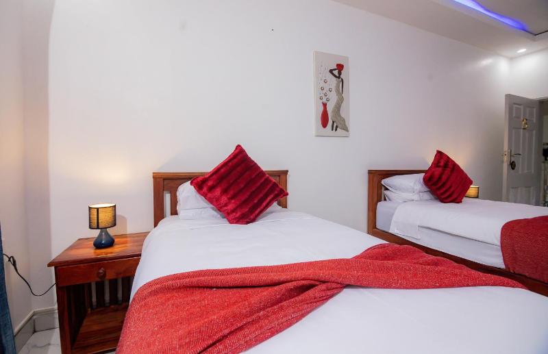Amakhosi Hotel - image 10